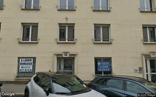 Façade : 4 rue Jean Houdon, Versailles